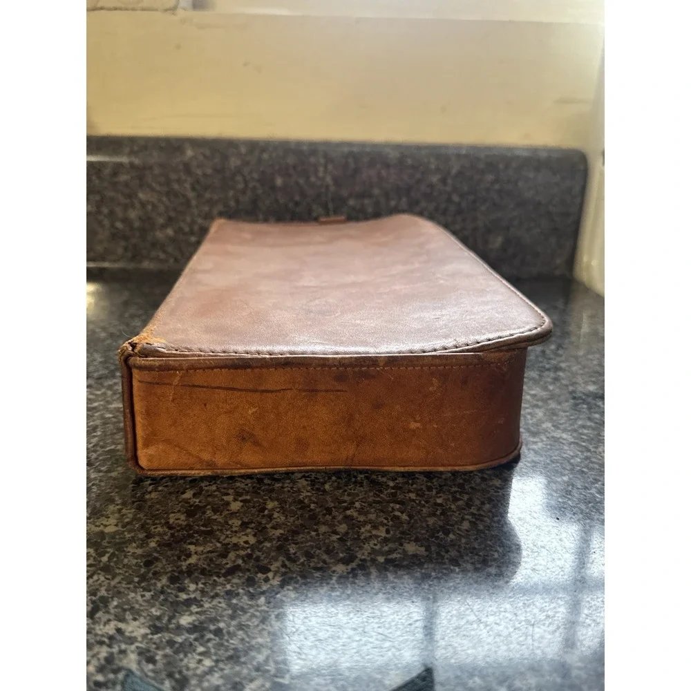 Vintage Leather Box With Button Close Sadle Cowhide‎ Travel Box Keepsakes